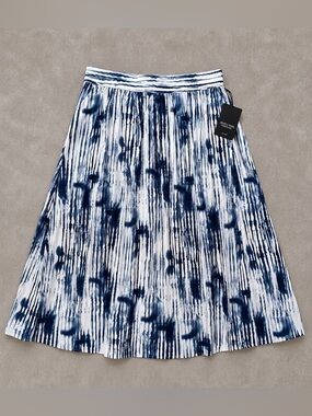 NWT Simply Vera Vera Wang Blue White Tie Dye Midi Skirt Petite Medium